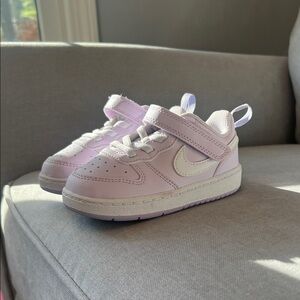 Nike Kids Sneakers - Soft Purple and White